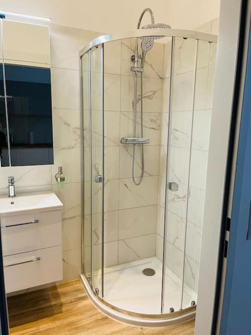 Gemuetliches Studio Apartment فيينا المظهر الخارجي الصورة